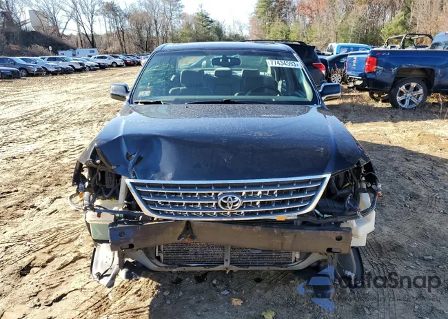 4T1BF28B24U370174: 77434593