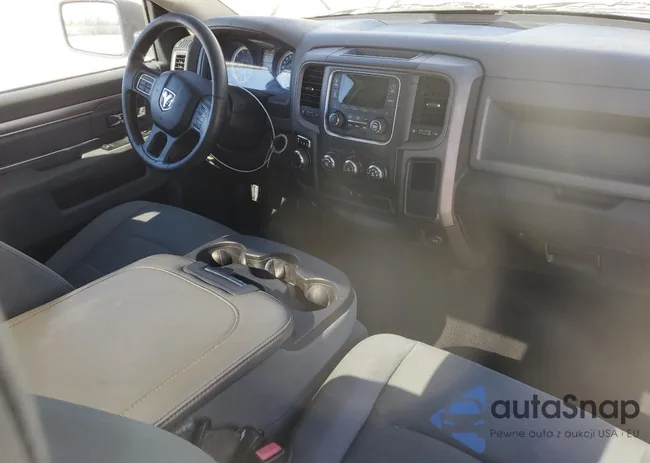 3C6JR6DG8DG515261: 76715003