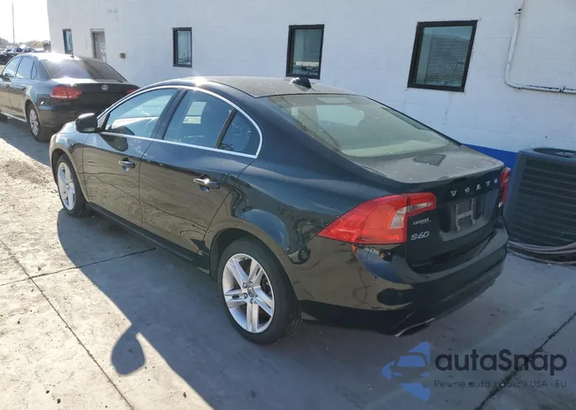 YV126MFD1F1318621: 76892103