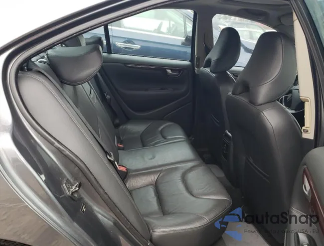 YV1RH592772627384: 75893603