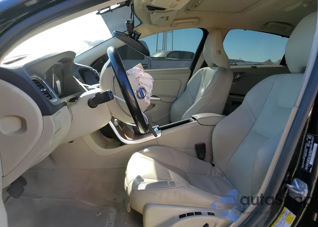 LYV402FK0GB096523: 77609033