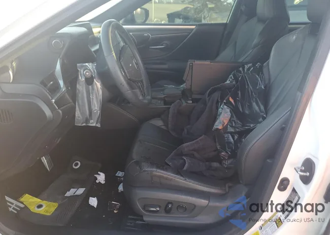 58AGZ1B18LU063669: 73717073