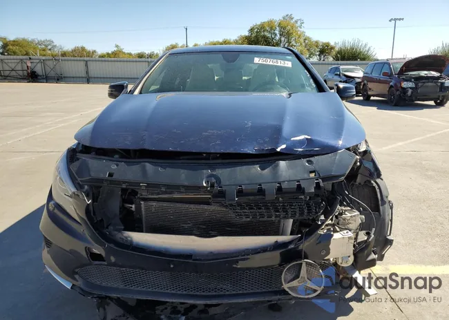 WDDSJ4EB4JN637135: 75076813