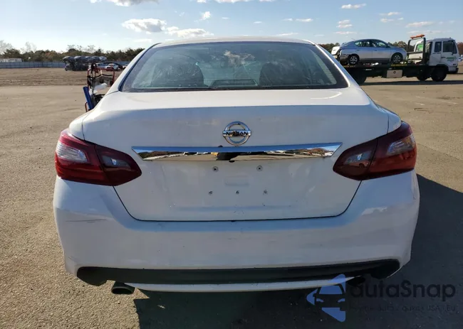 1N4AL3AP2JC136581: 75040243