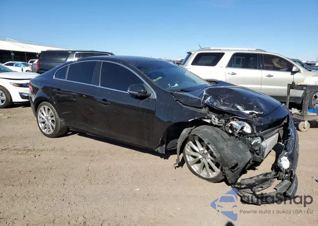 LYV402FK0GB096523: 77609033