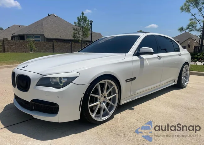 WBAKB8C58ACY64395: 76180313