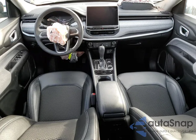 3C4NJDBB4NT231549: 78400363