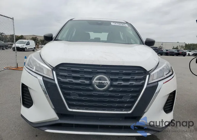 3N1CP5BV3ML509333: 74792563