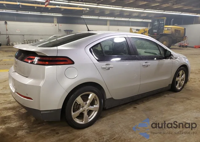 1G1RD6E4XDU115402: 82680533