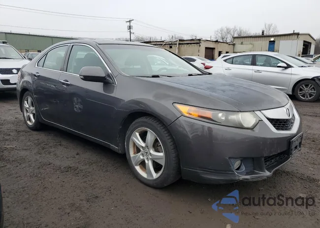 JH4CU2F67AC031155: 81628943