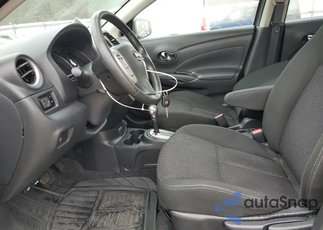 3N1CN7AP9HL889076: 82031053