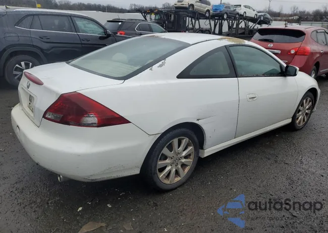 1HGCM82687A001677: 82296893