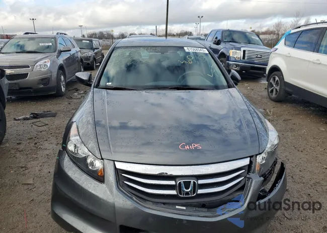 1HGCP2F39CA203006: 81568543