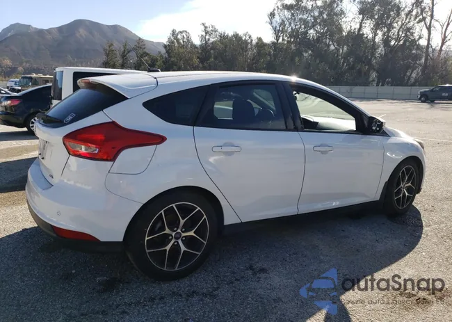 1FADP3M28JL230806: 82568493