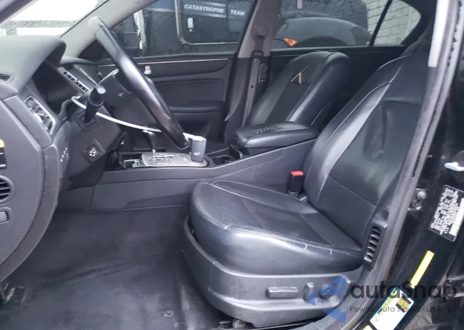 KMHGC4DH6DU246610: 82487323