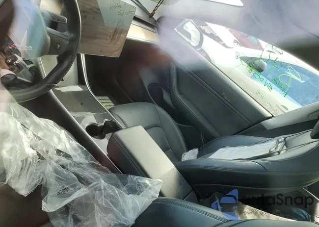 5YJ3E1EB7JF144792: 81426013