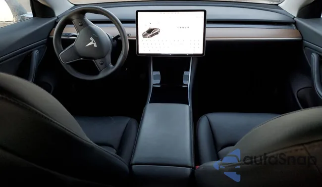 5YJ3E1EB4LF720387: 79790843