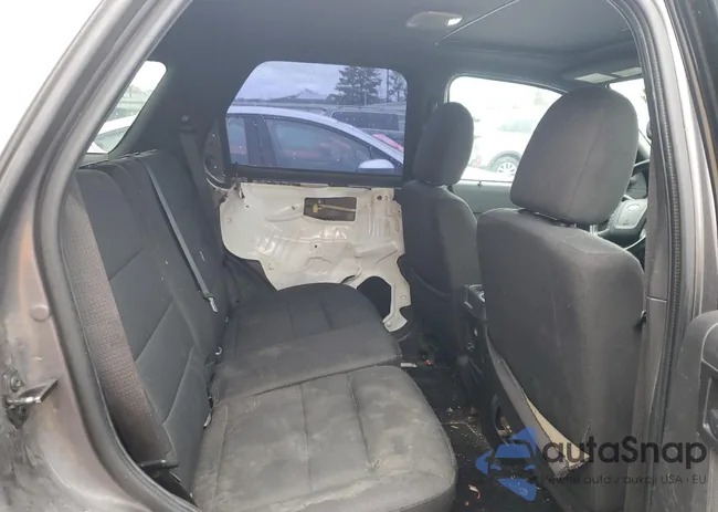 1FMCU0D75AKD24281: 81005503