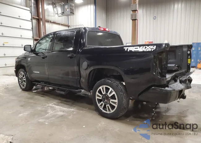 5TFDY5F12LX935152: 74367933