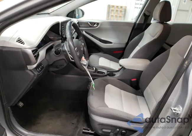 KMHC75LC3LU243063: 79172643