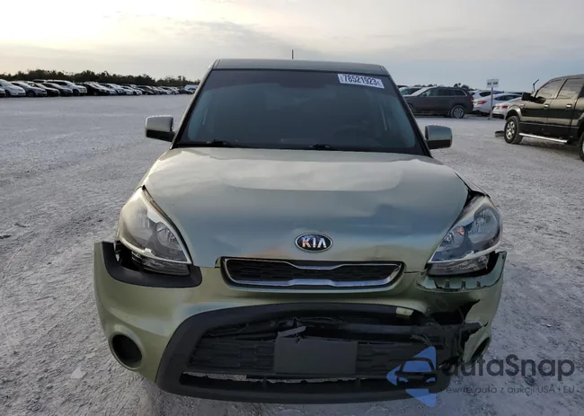 KNDJT2A52D7581077: 78521923