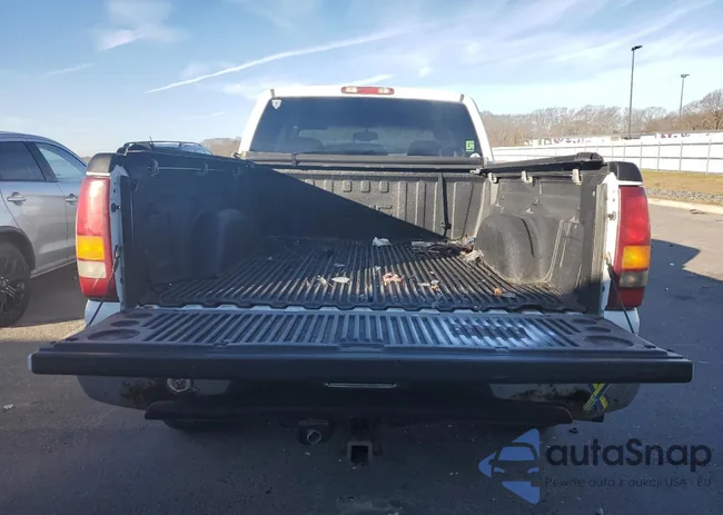 2GTEK19V931325873: 81247033