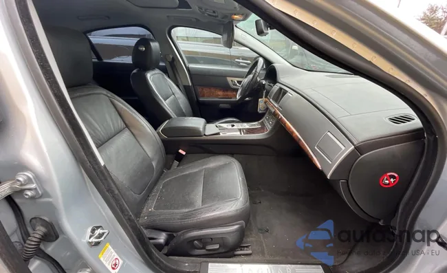 SAJWA0FB5BLS00598: 82694103