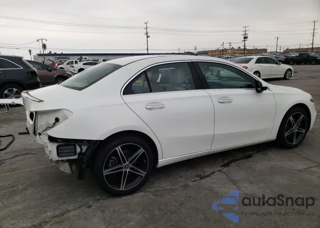 WDD3G4EB9KW028685: 81483103