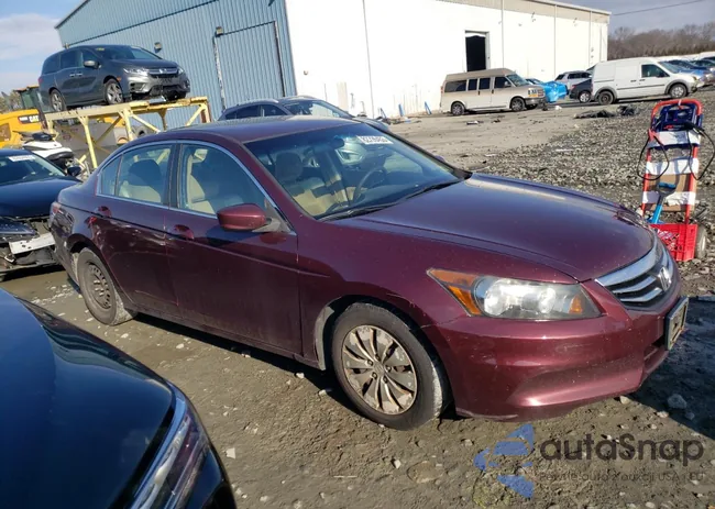 1HGCP2F34CA231389: 82726453