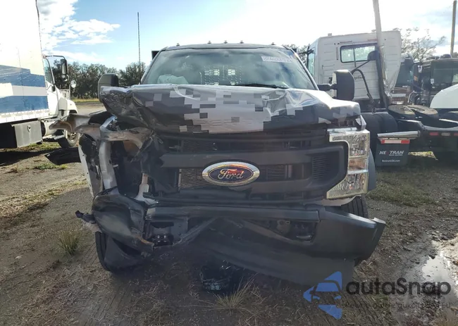 1FD9W4GN5NEF92273: 82481893