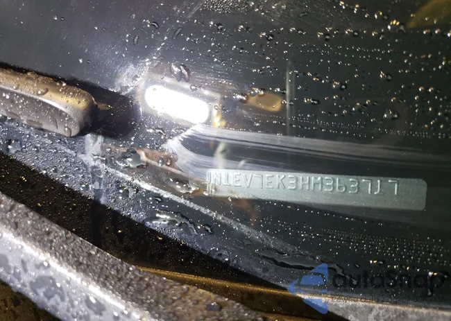 JN1EV7EK3HM363717: 81582853