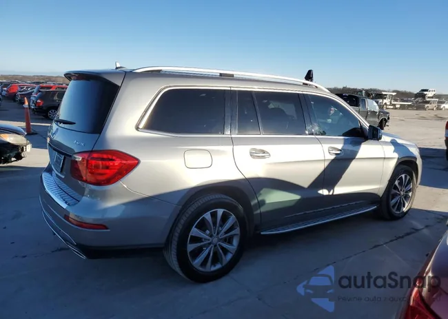 4JGDF7CE3EA428061: 82358123