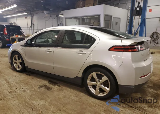 1G1RD6E4XDU115402: 82680533