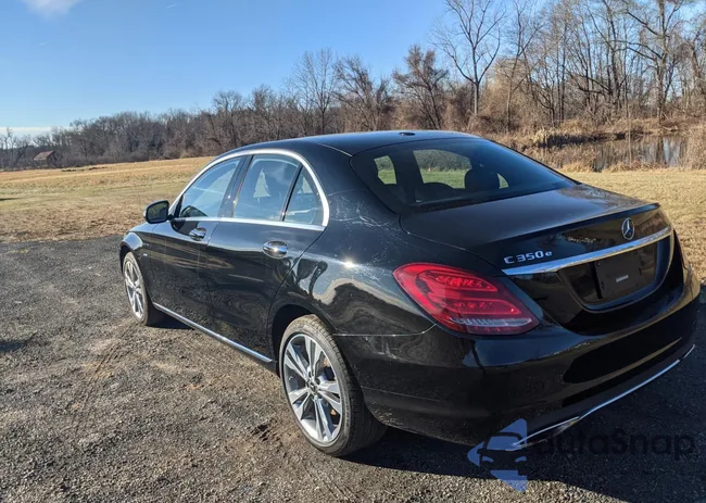 55SWF4HB0JU256811: 82246743