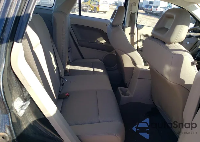 1B3HB48B38D786313: 81702483