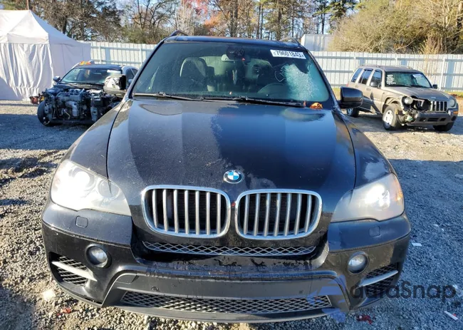 5UXZV8C59D0C16158: 79601843