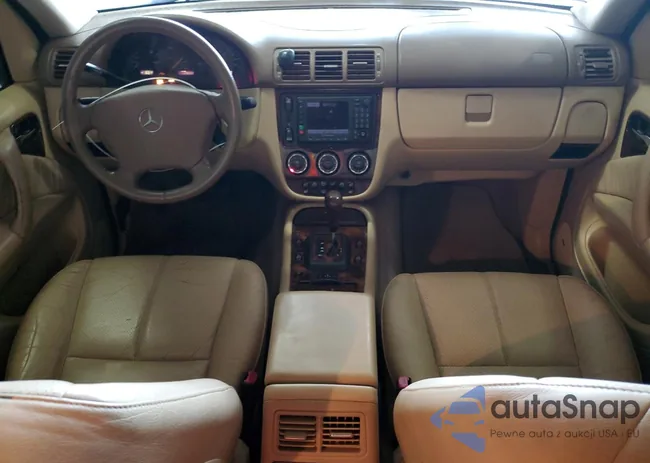 4JGAB75E34A487041: 82164813